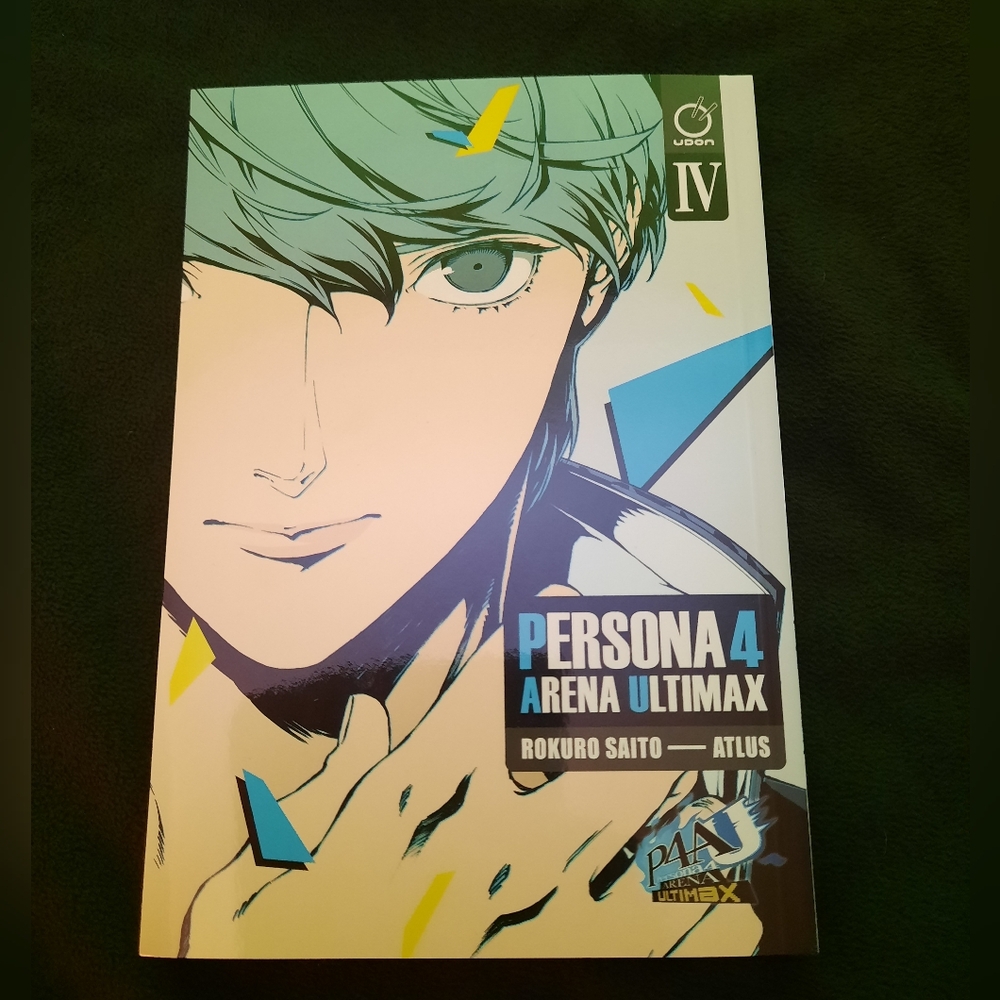 Persona 4 Arena Ultimax Manga Volume 4 (Barnes & Noble Exclusive Edition)